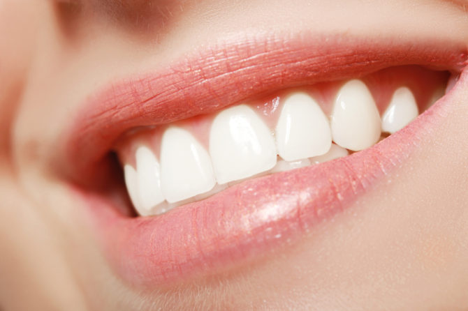 Pros and Possible Cons of Cosmetic Dentistry Treatments and Procedures
